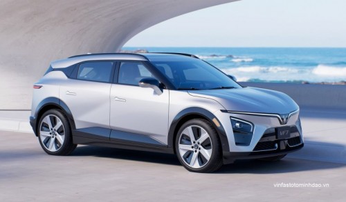 Thuê xe Điện tự lái VF7